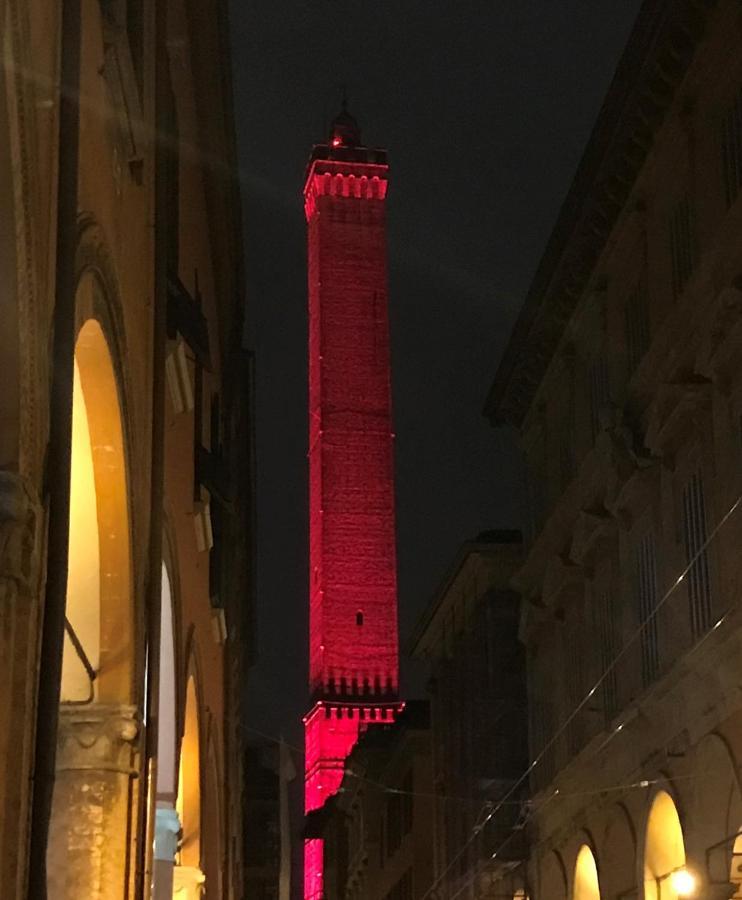 Appartamento Blu Centro Storico Bologna Luaran gambar
