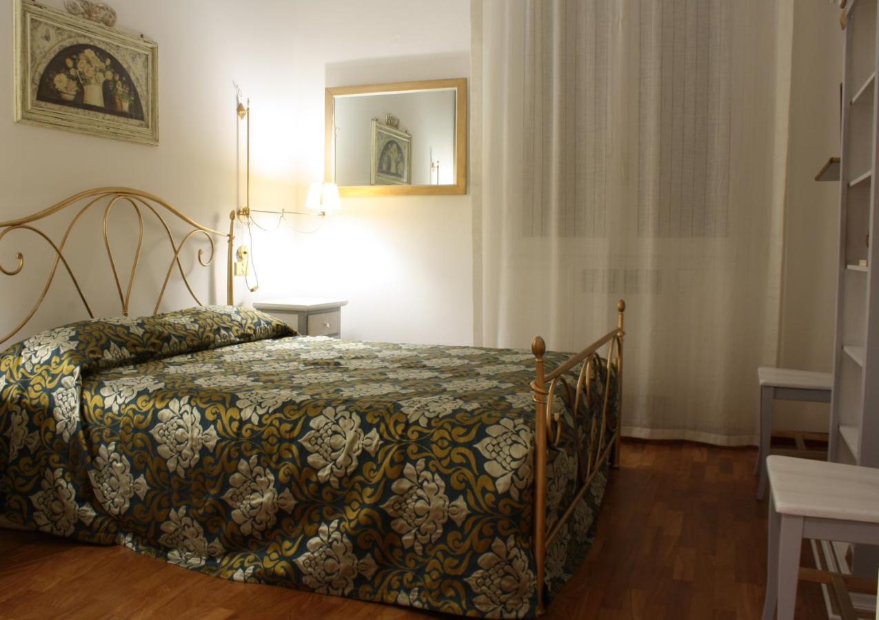 Appartamento Blu Centro Storico Bologna Luaran gambar